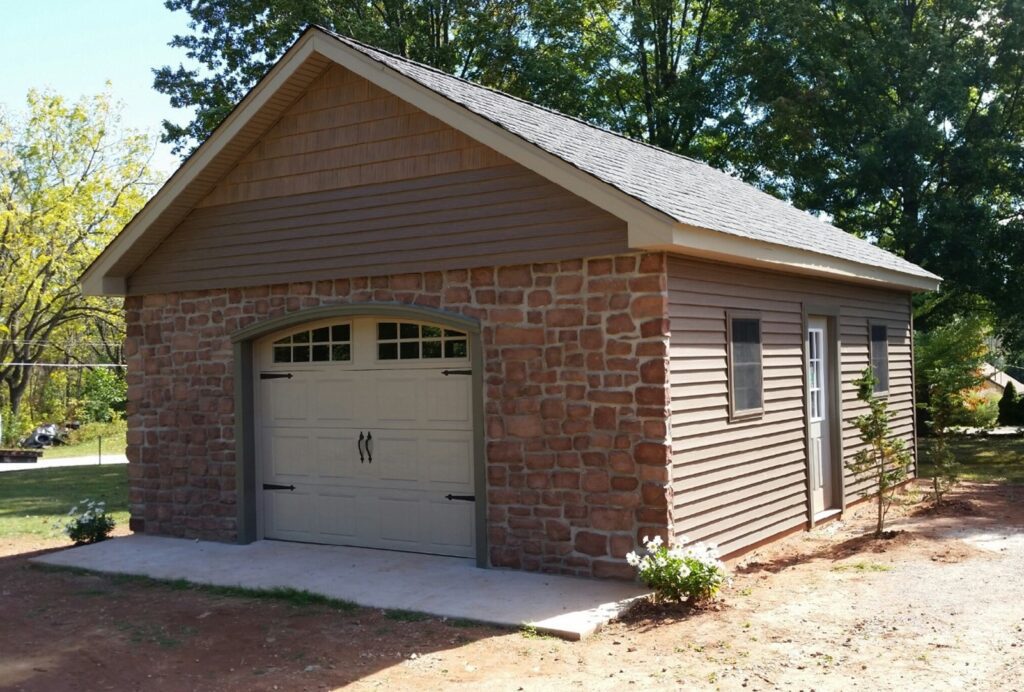 stone-sided garage